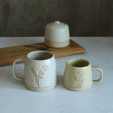 Petite tasse personnalisée fleurs et prénom