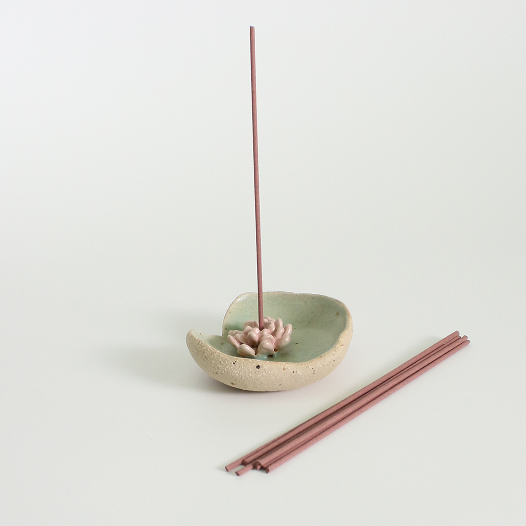 Lily Pad Ceramic Incense Holder | Handmade Trinket Dish – Habulous