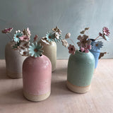 Lot de vases et de fleurs (d'une valeur de 64,50 £) – Plusieurs coloris