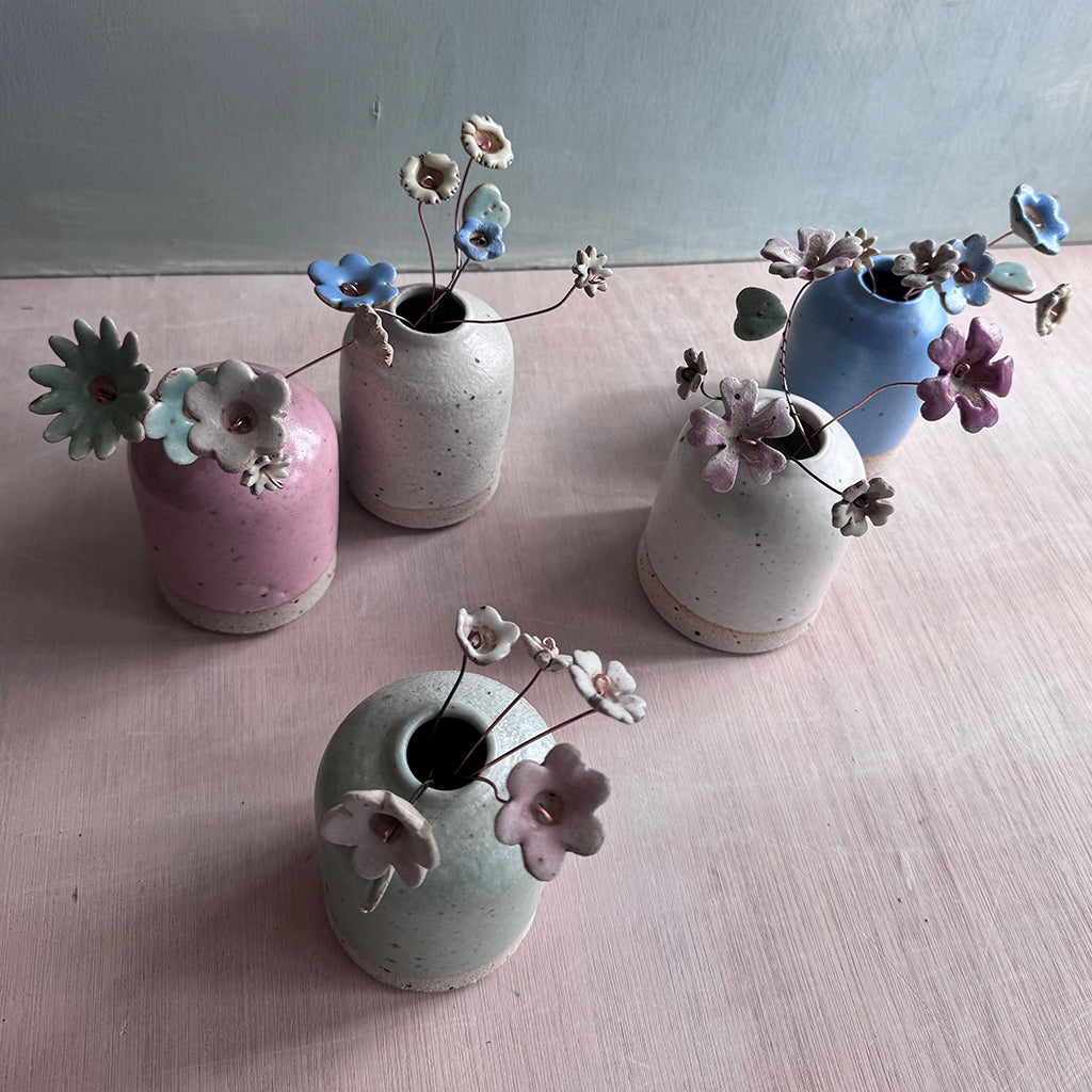 Lot de vases et de fleurs (d'une valeur de 64,50 £) – Plusieurs coloris