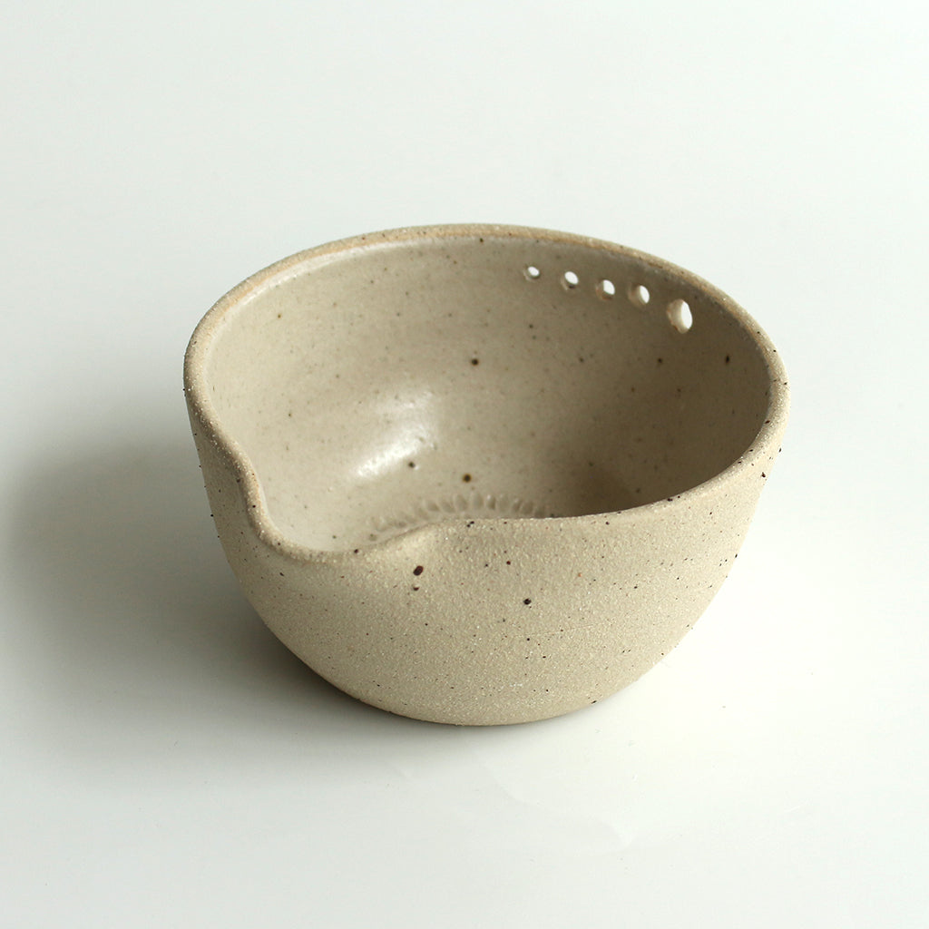Off-White Herb Shredder Bowl - Habulous