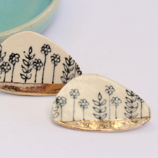 Leaf & Flowers Gold Lustre Ceramic Brooch - Habulous